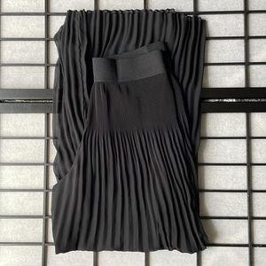 Alfani. Pleated Wide Leg Pants